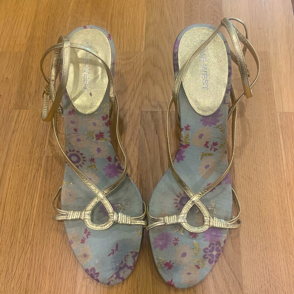 Vintage 2006 Nine West, gold strappy heels.